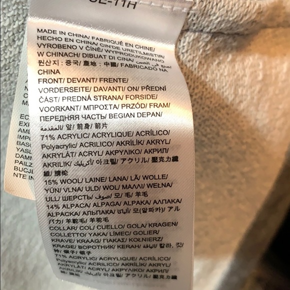 Calvin Klein Jeans sweater SZ L gray asymmetrical - Picture 8 of 8